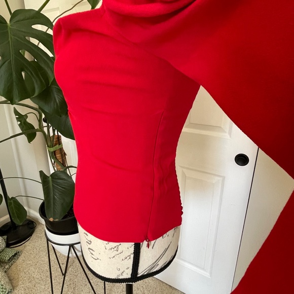 Reformation Rosa top - Picture 6 of 10